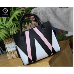 New triangle print handbag